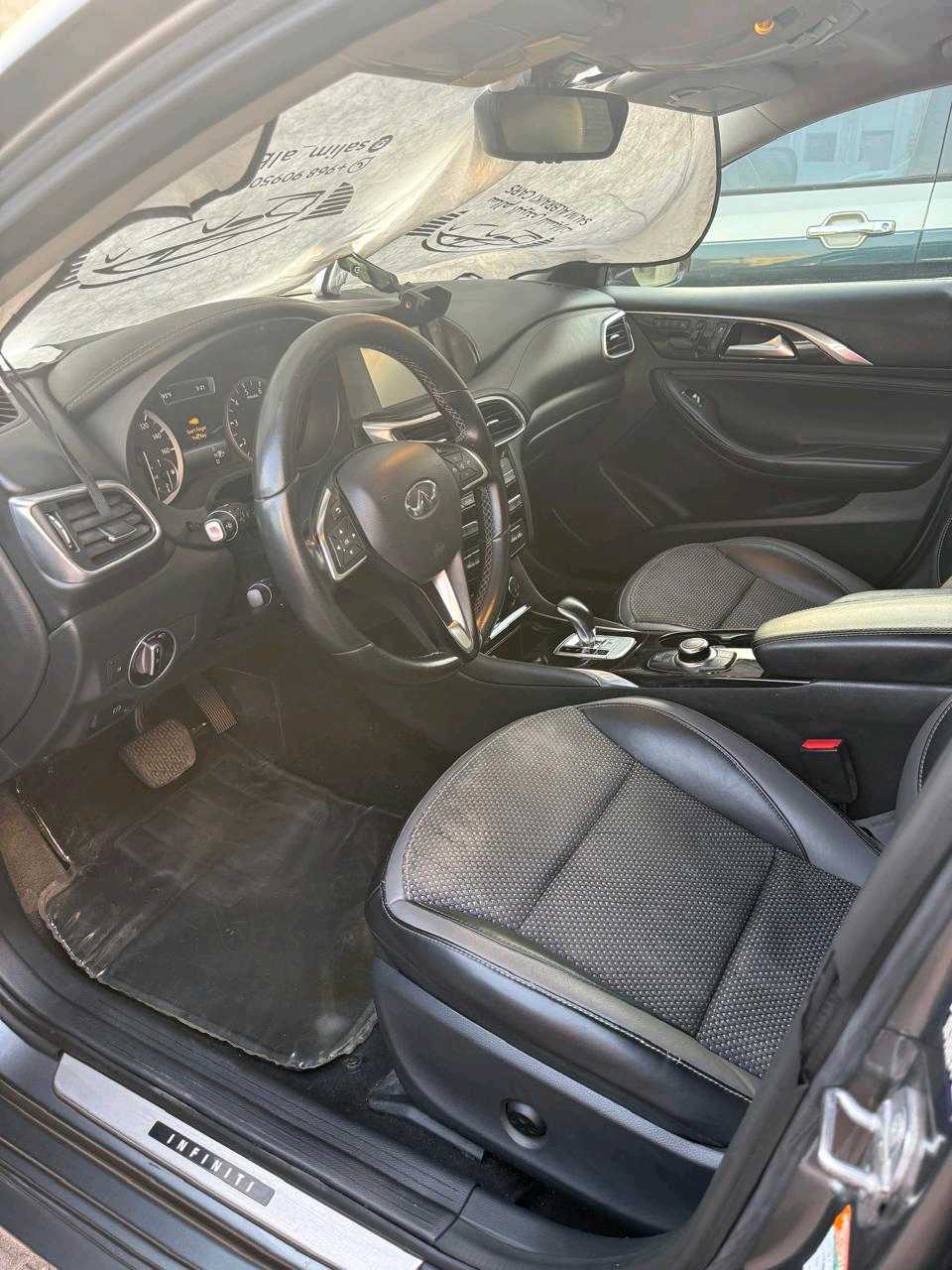 انفينتي QX30 2020