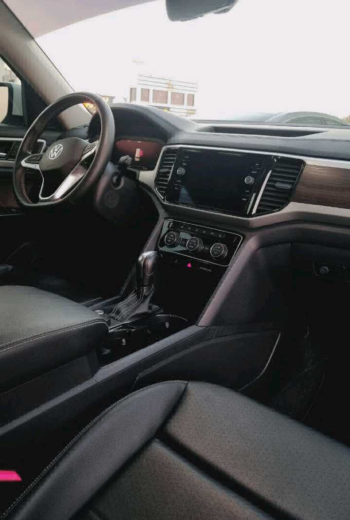 VOLKSWAGEN Atlas 2022