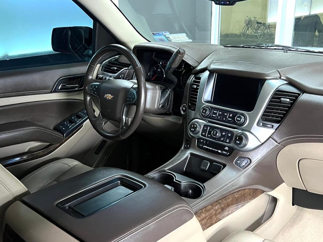Car Image 2019 CHEVROLET TAHOE LT