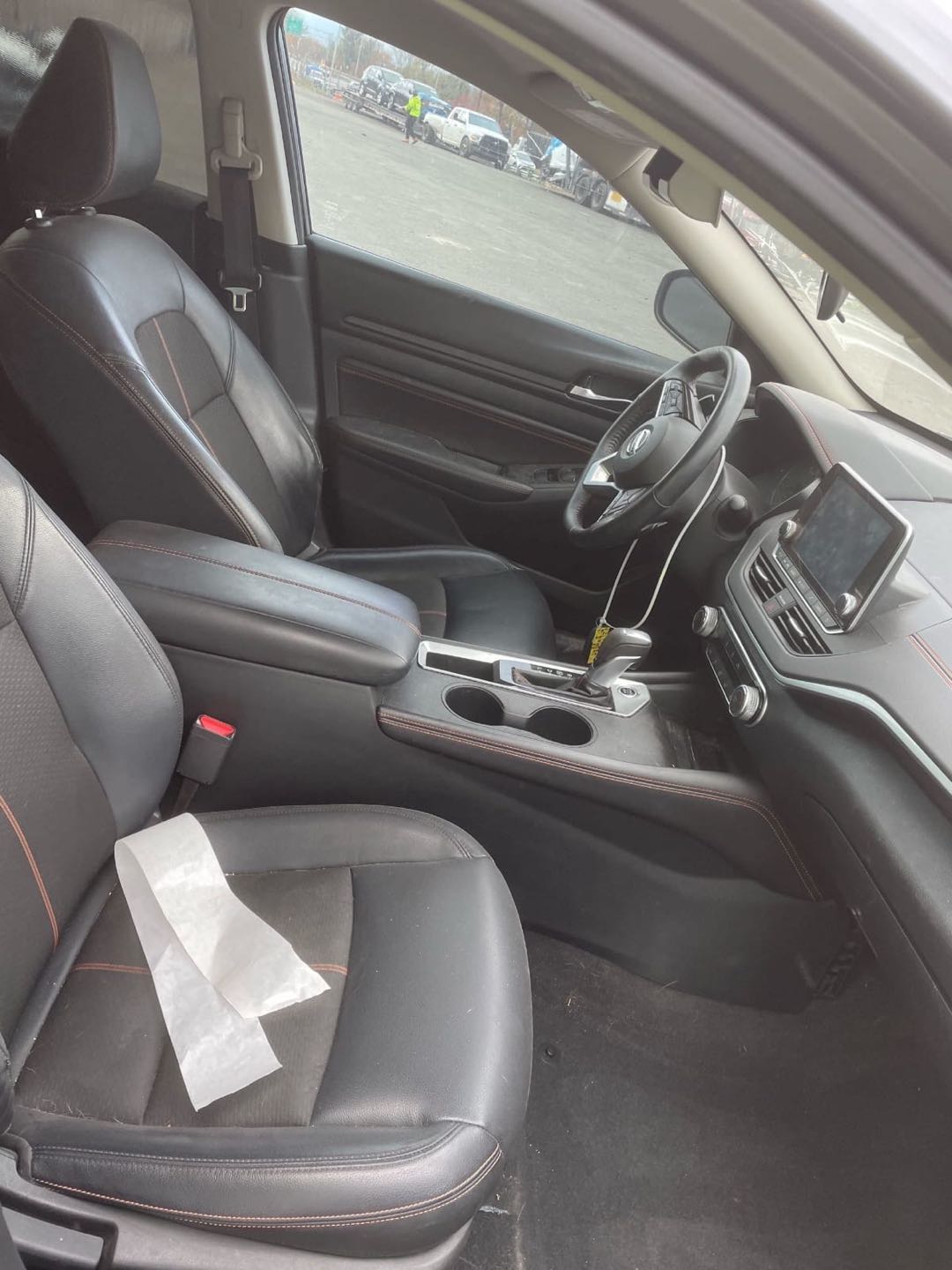 Car Image 2021 NISSAN ALTIMA SR