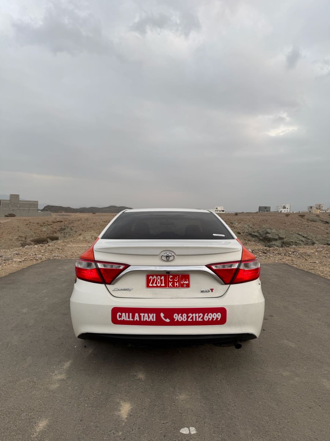 Car Image 2017 TOYOTA CAMRY GLE