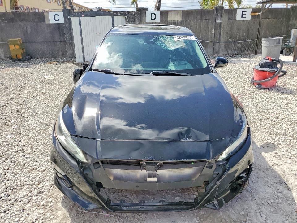 Car Image 2019 NISSAN ALTIMA