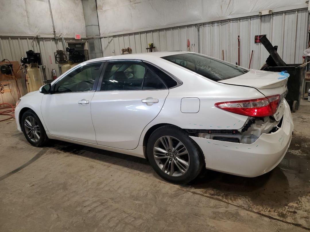 Car Image 2017 TOYOTA CAMRY