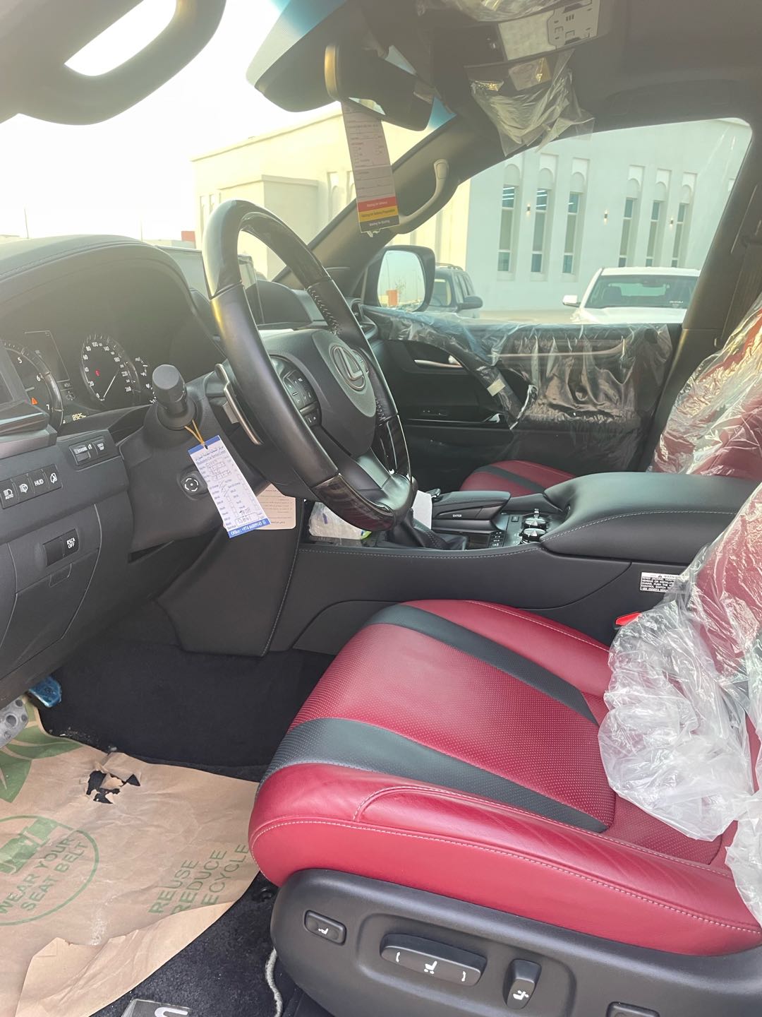 Car Image 2018 LEXUS LX 570