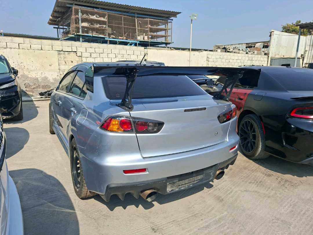 Car Image 2015 MITSUBISHI LANCER