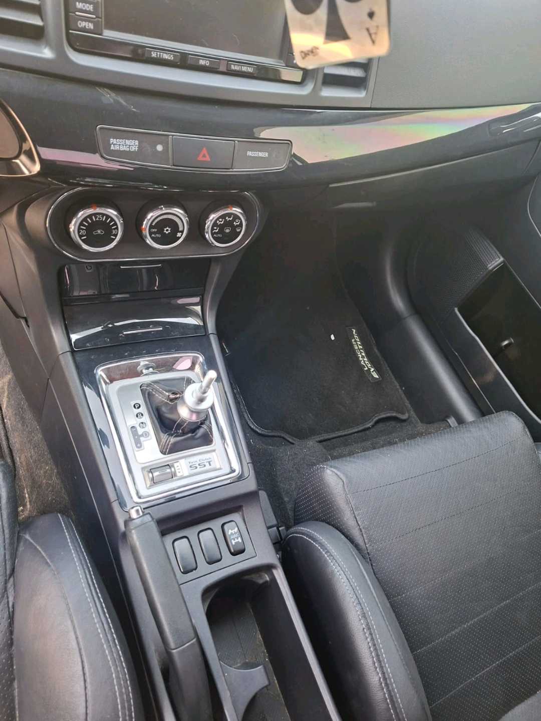 Car Image 2015 MITSUBISHI LANCER