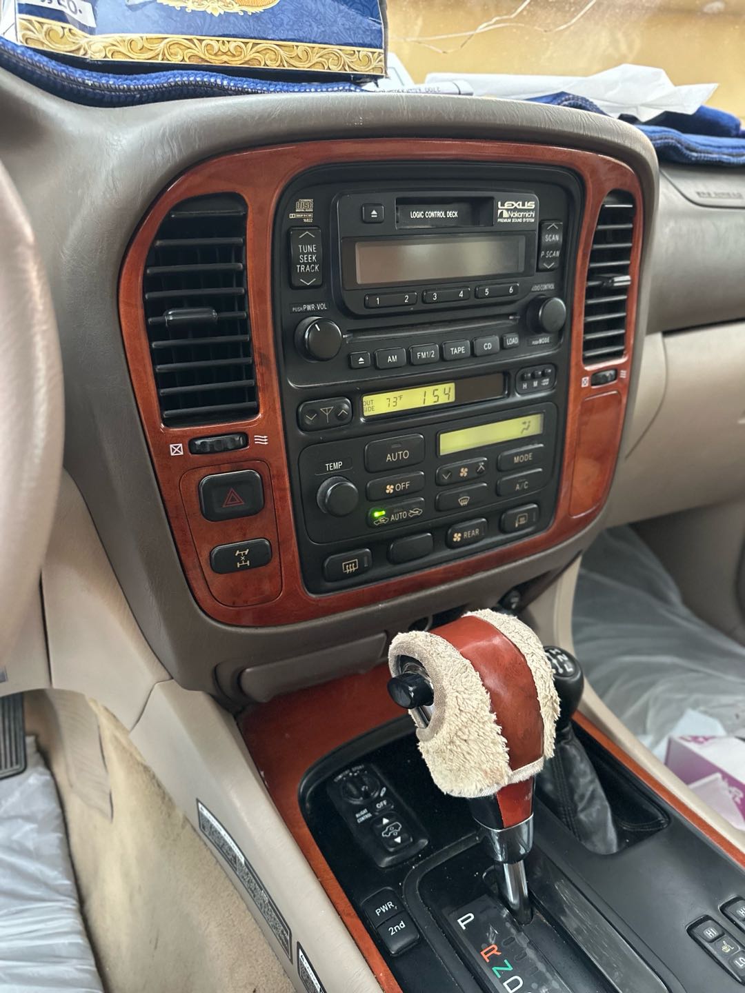 Car Image 2000 LEXUS LX 470