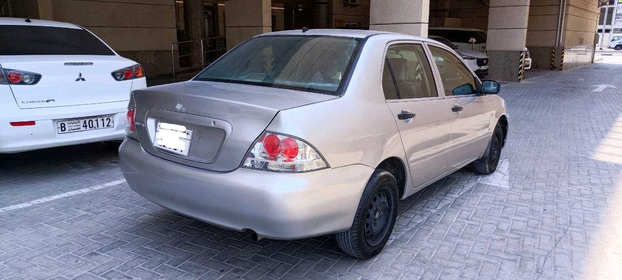 Car Image 2010 MITSUBISHI LANCER 