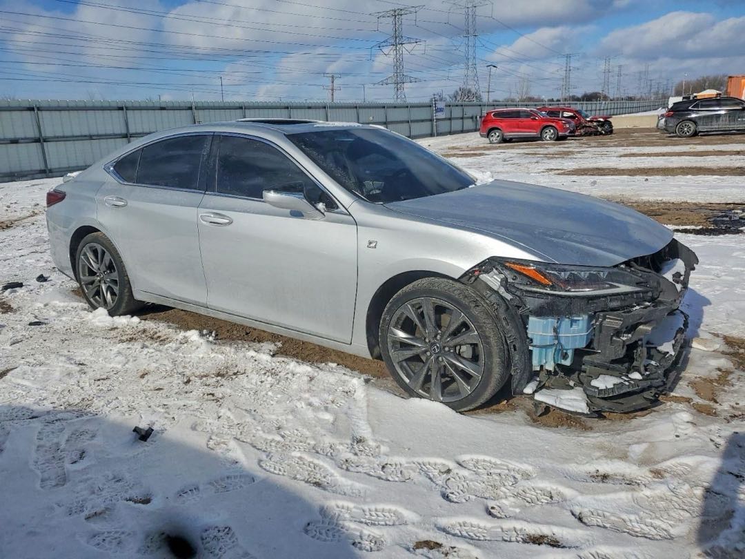 Car Image 2019 LEXUS ES