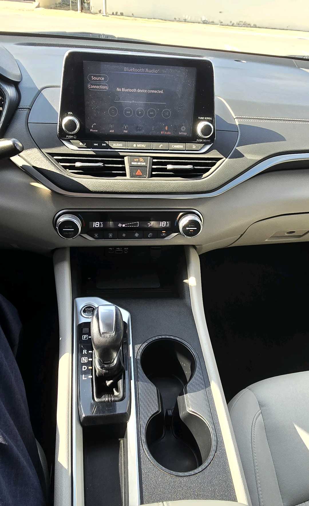 Car Image 2021 NISSAN ALTIMA SV