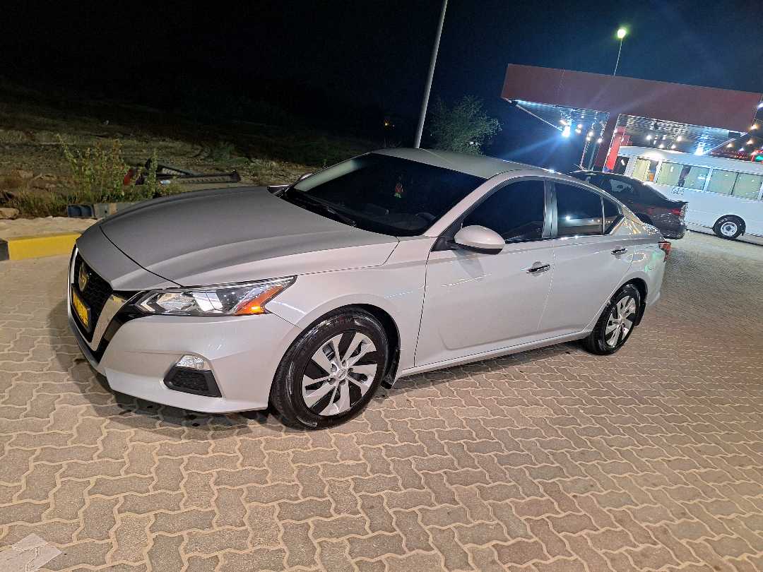 Car Image 2019 NISSAN ALTIMA S