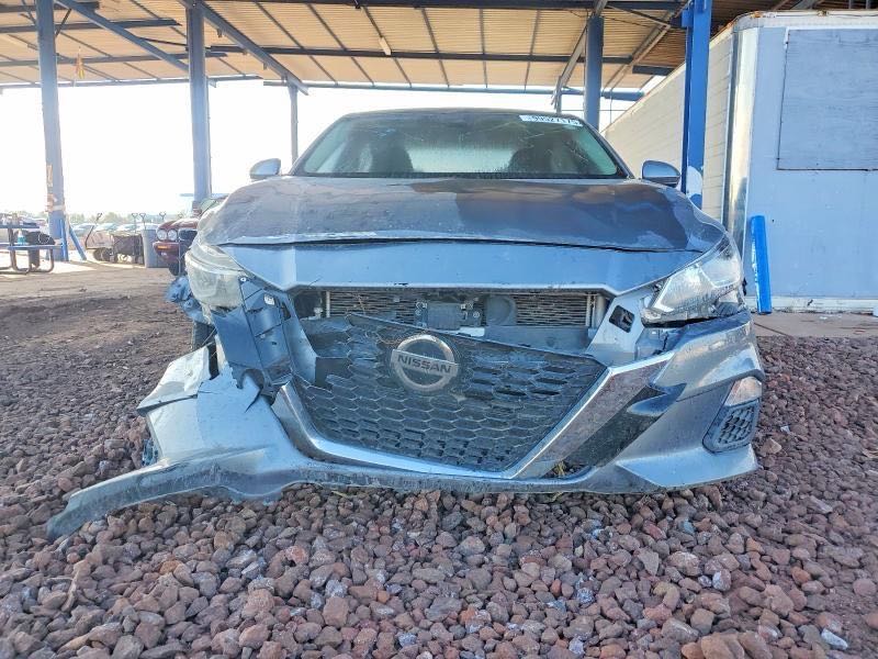 Car Image 2021 NISSAN ALTIMA