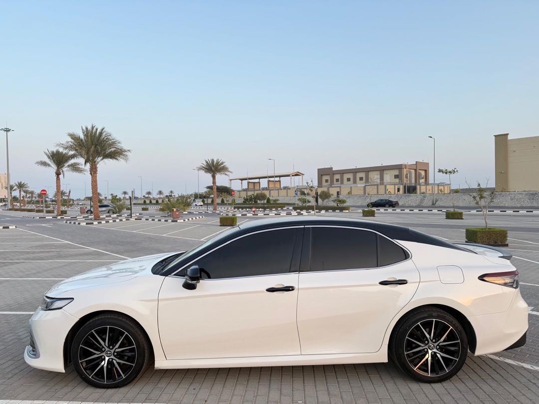 TOYOTA CAMRY 2022