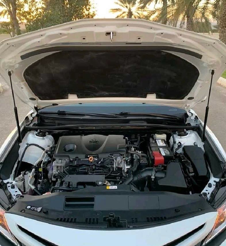 Car Image 2019 TOYOTA CAMRY SE