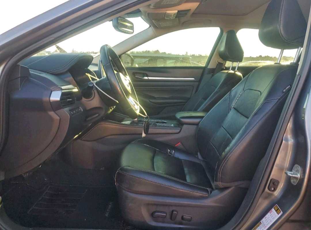 Car Image 2019 NISSAN ALTIMA