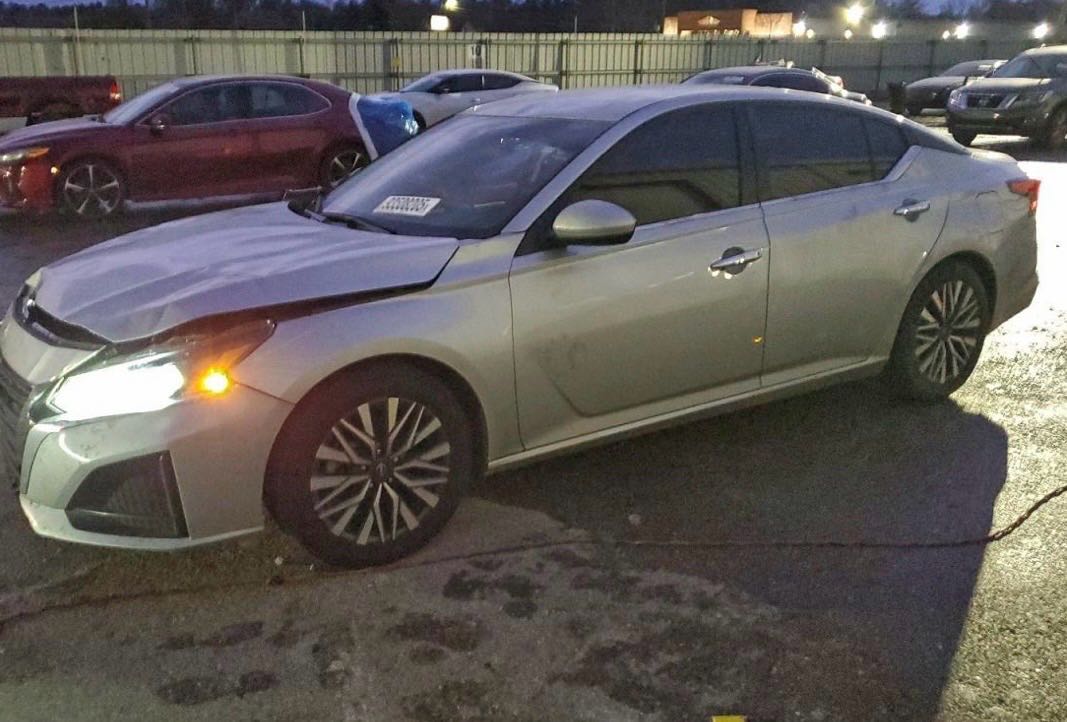 Car Image 2024 NISSAN ALTIMA