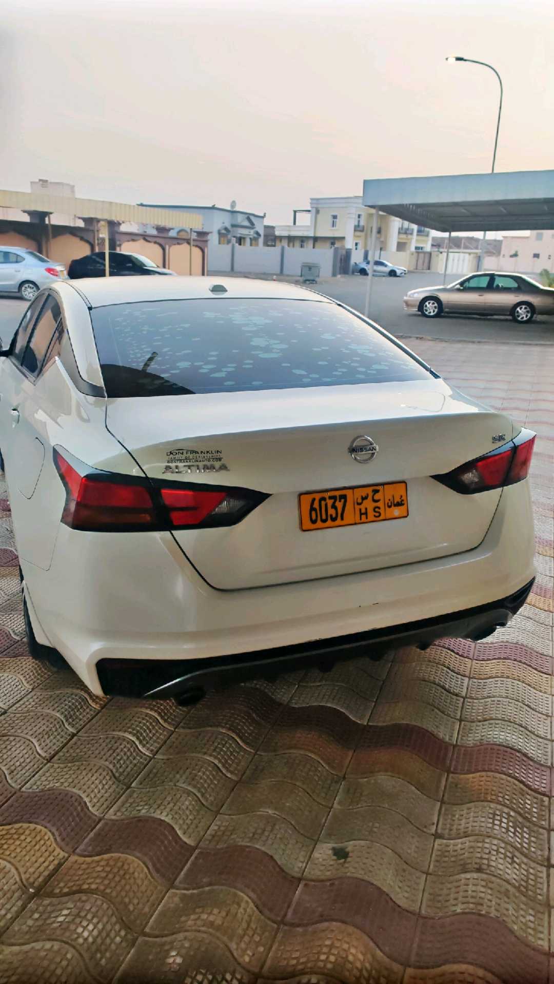 Car Image 2019 NISSAN ALTIMA SR