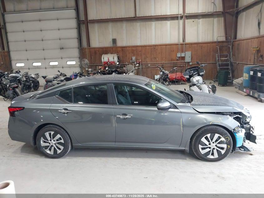 Car Image 2020 NISSAN ALTIMA