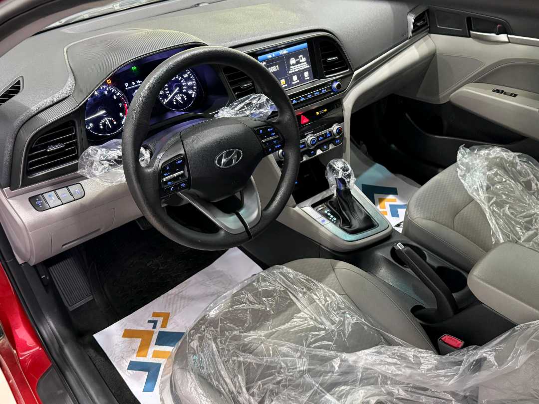 Car Image 2020 HYUNDAI ELANTRA SEL