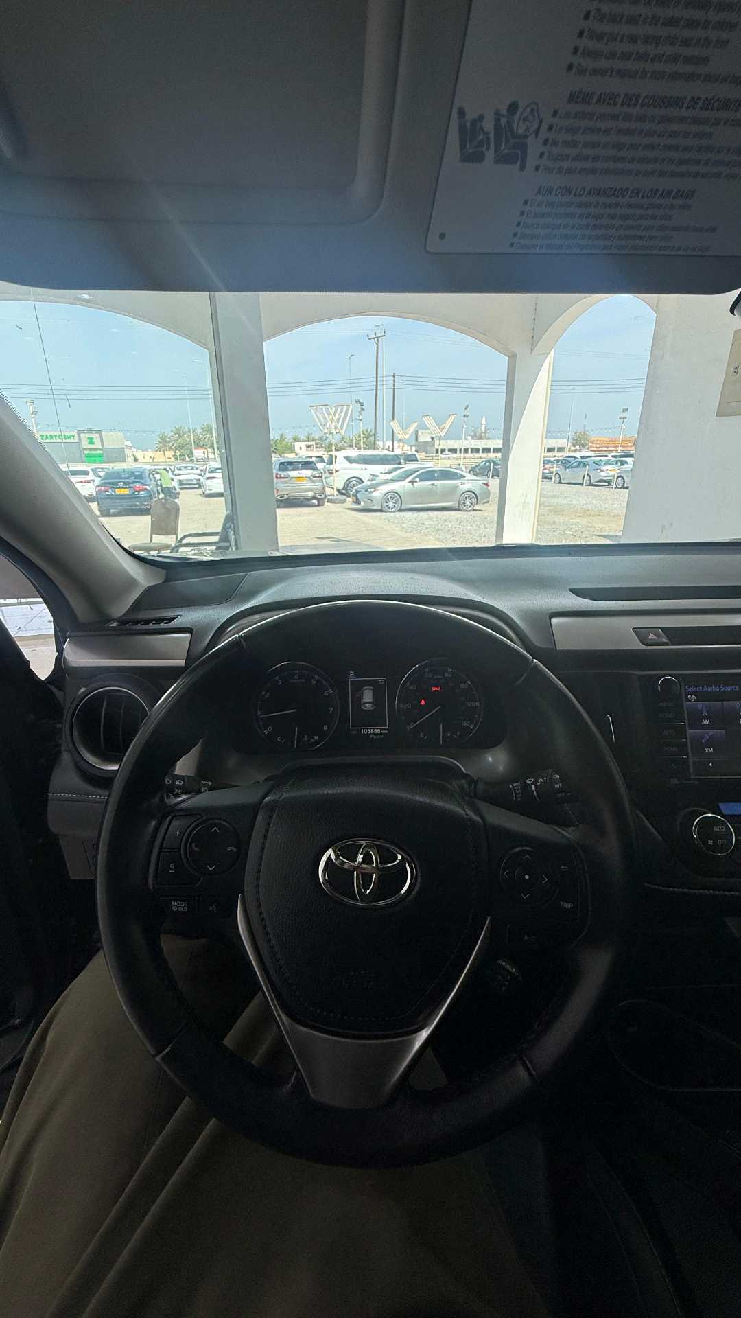 Car Image 2018 TOYOTA RAV4 LIMITED