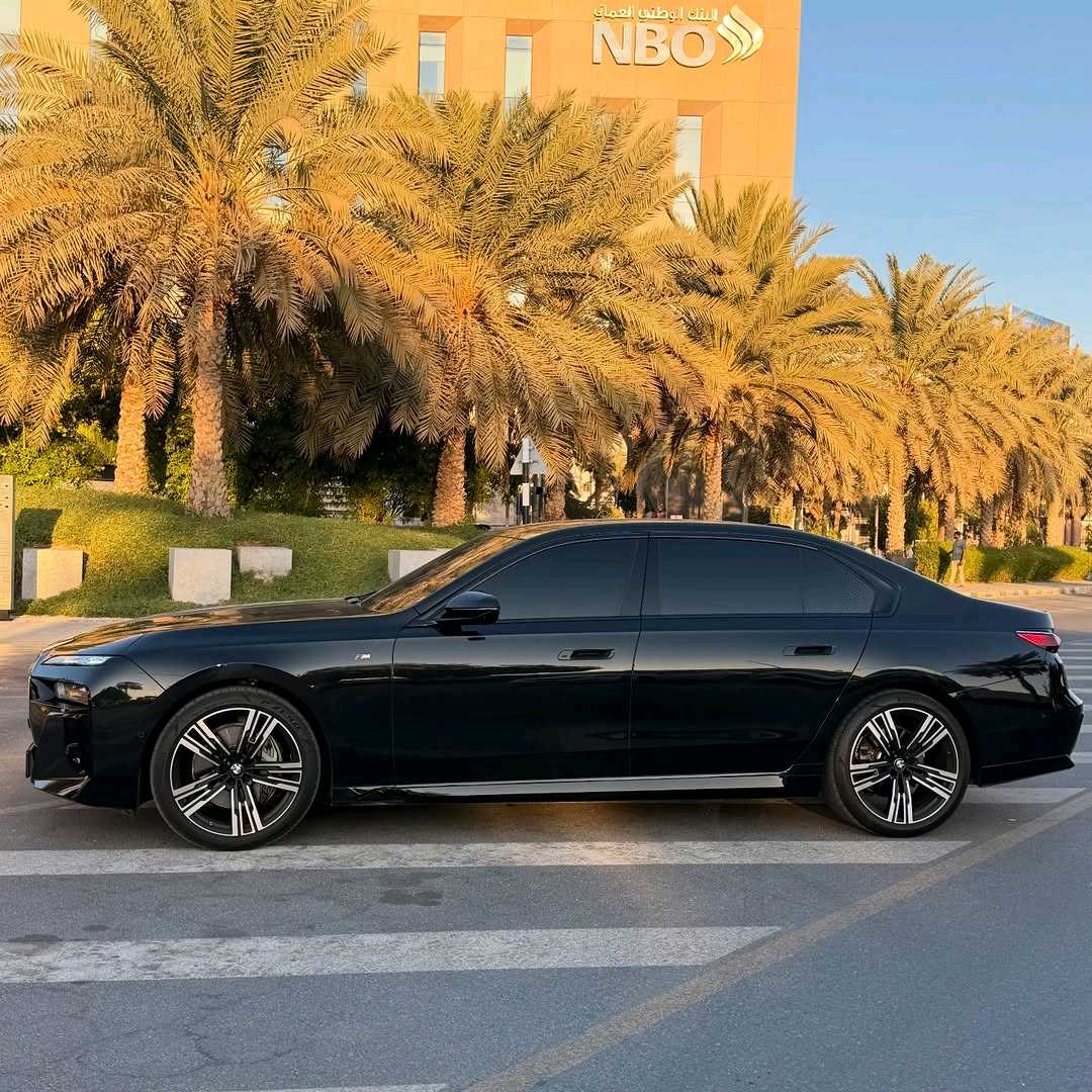 بي أم دبليو 7 SERIES 2023