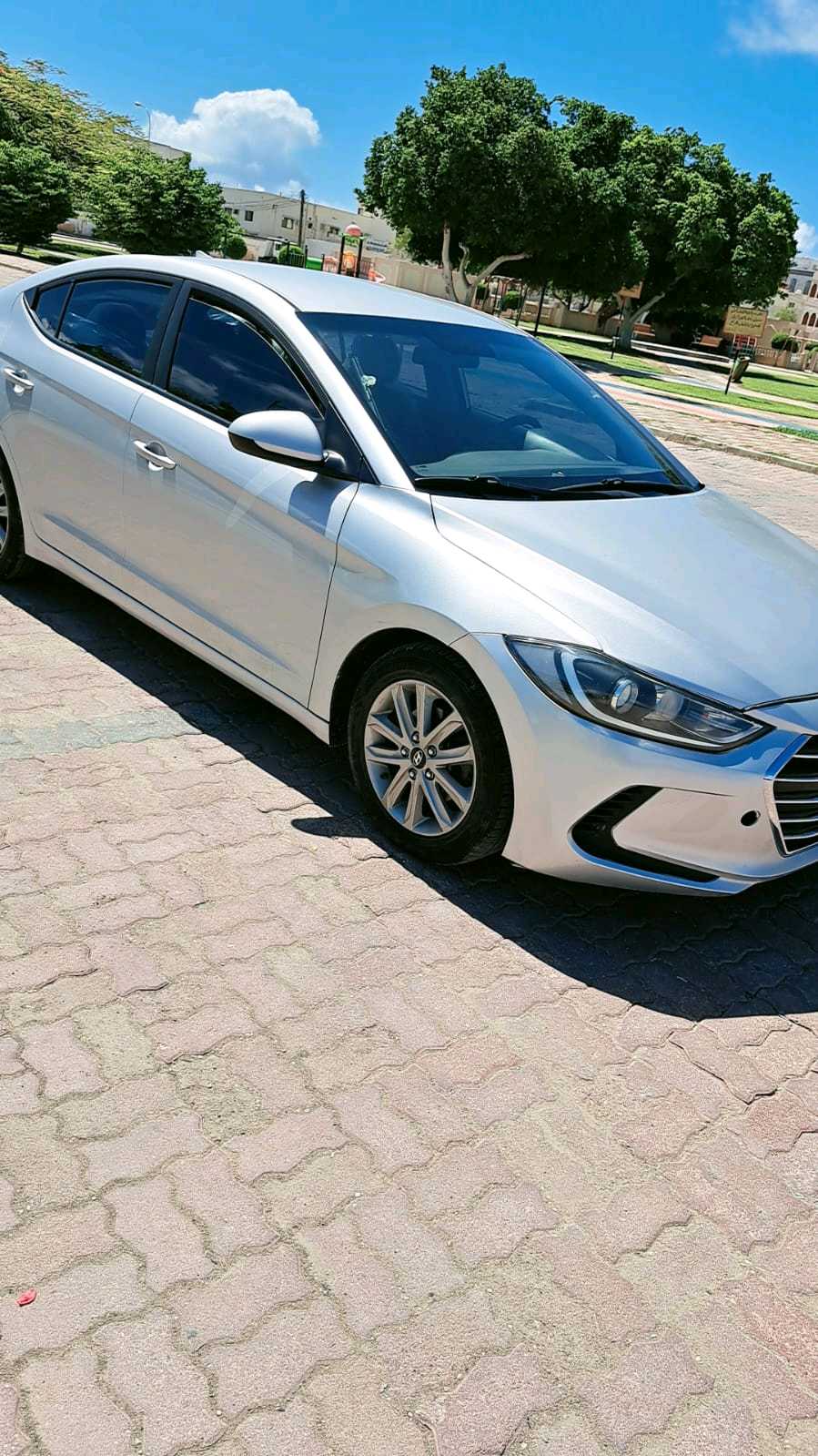HYUNDAI ELANTRA 2018