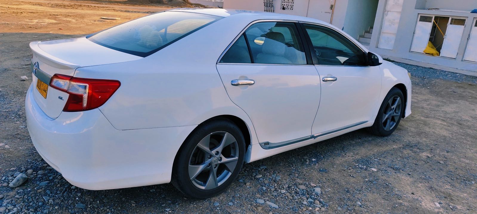 Car Image 2013 TOYOTA CAMRY GL