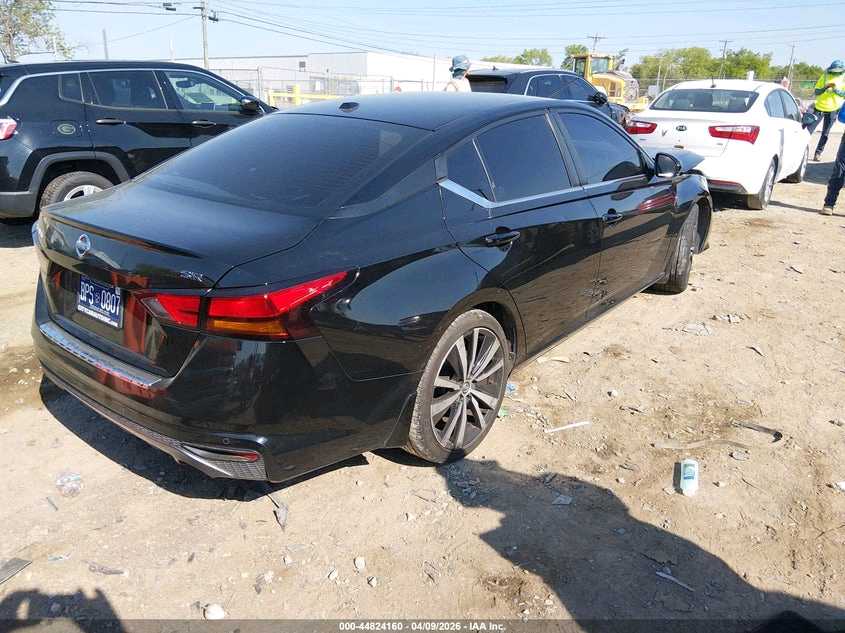 Car Image 2021 NISSAN ALTIMA