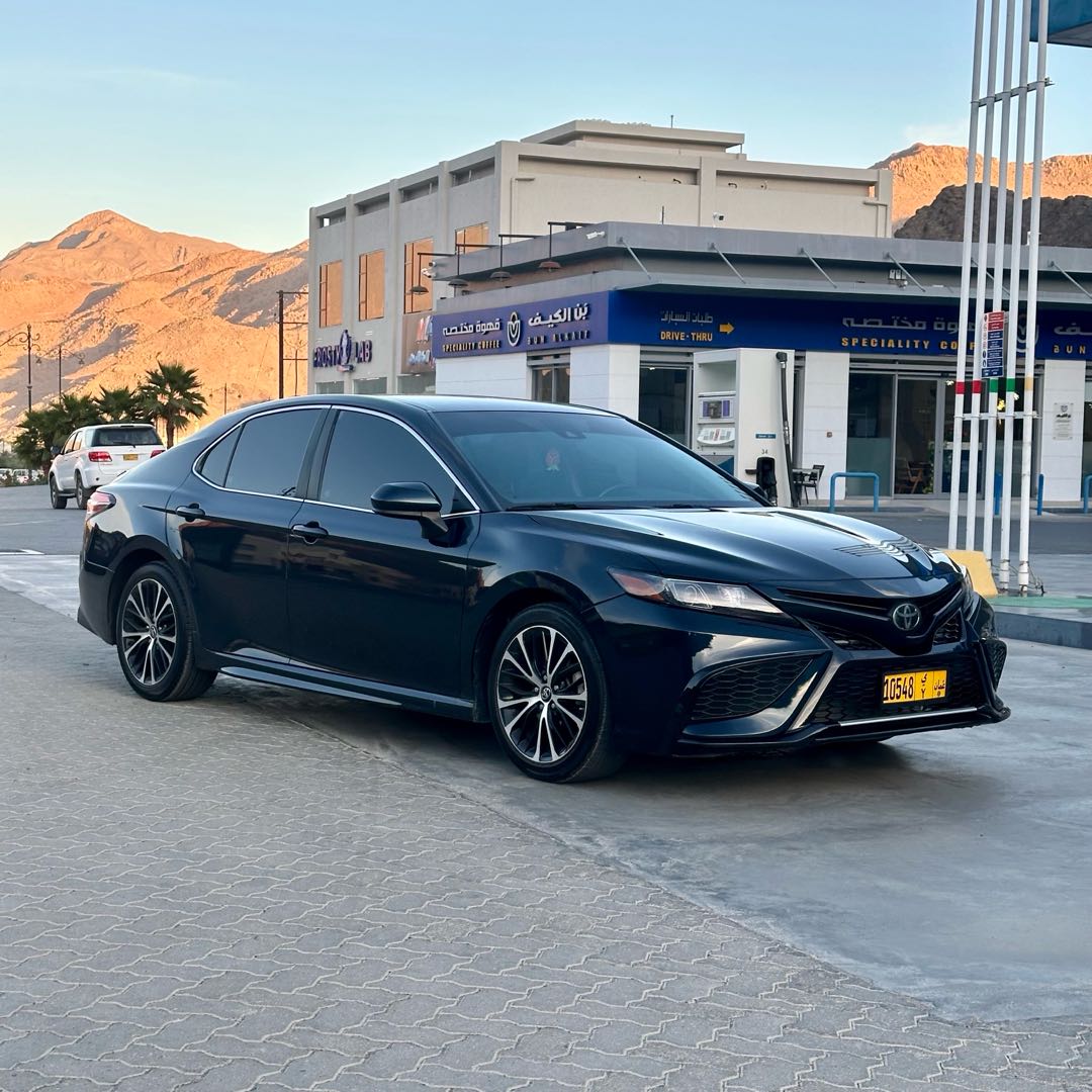 Car Image 2019 TOYOTA CAMRY SE