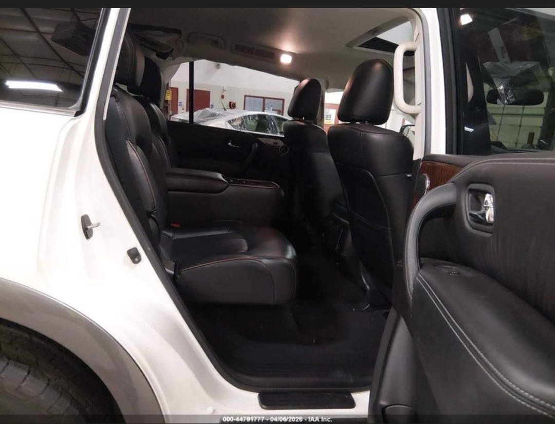 Car Image 2019 NISSAN ARMADA