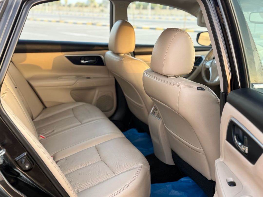 Car Image 2018 NISSAN ALTIMA SL