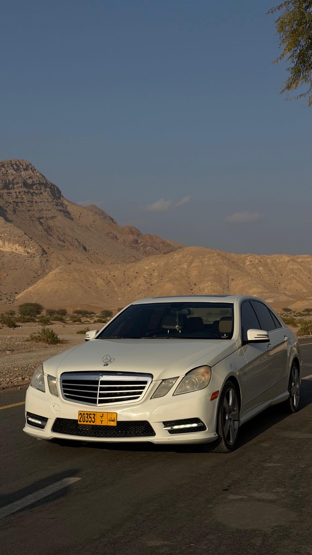 Car Image 2012 MERCEDES E Class 350