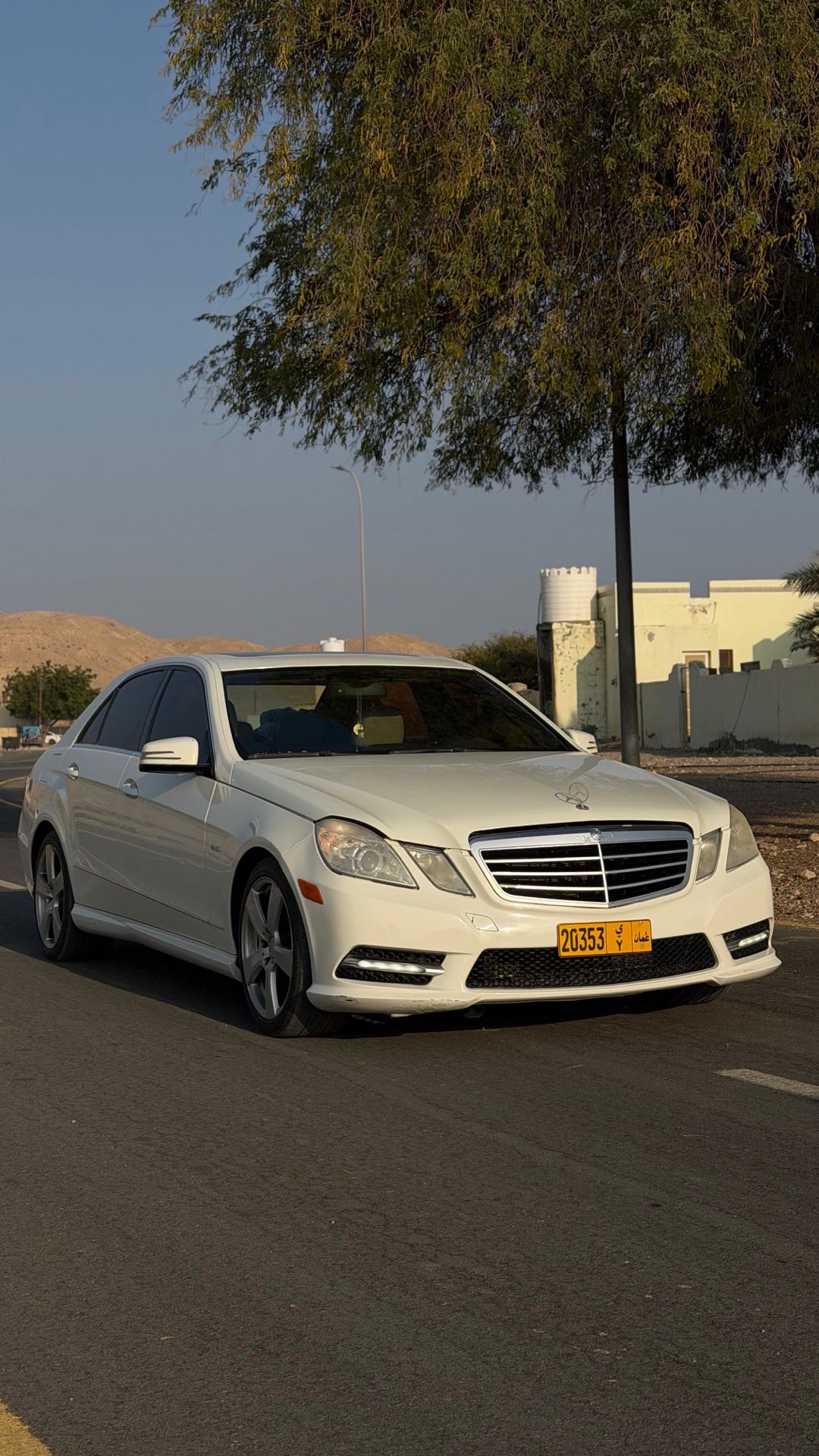 Car Image 2012 MERCEDES E Class 350