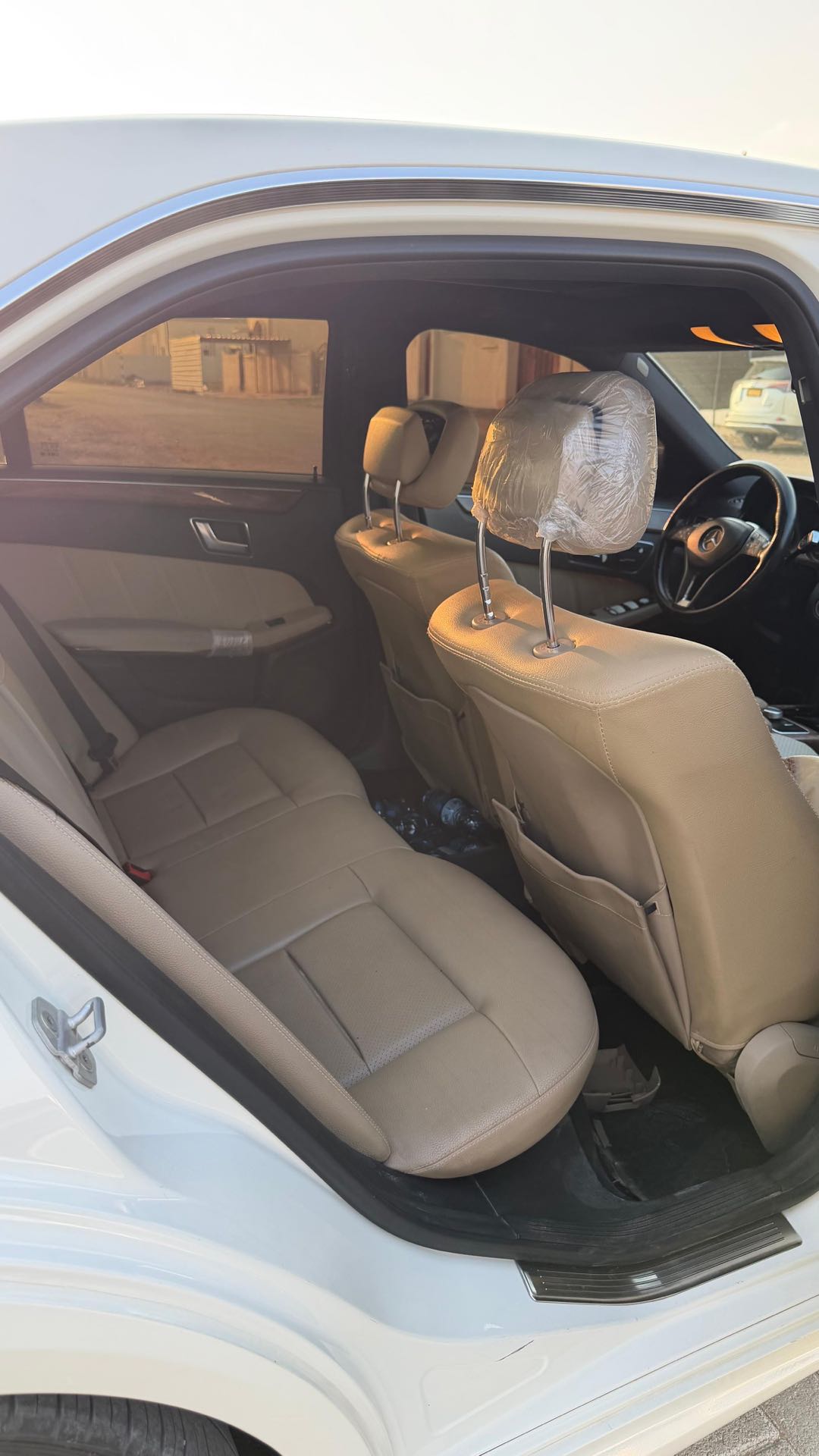 Car Image 2012 MERCEDES E Class 350
