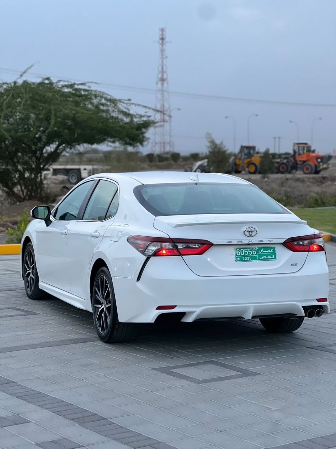 Car Image 2021 TOYOTA CAMRY SE