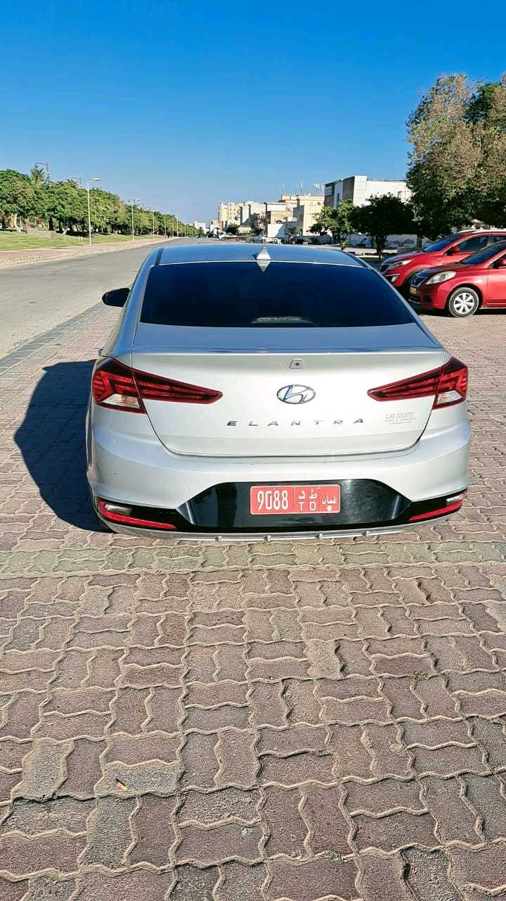 HYUNDAI ELANTRA 2020