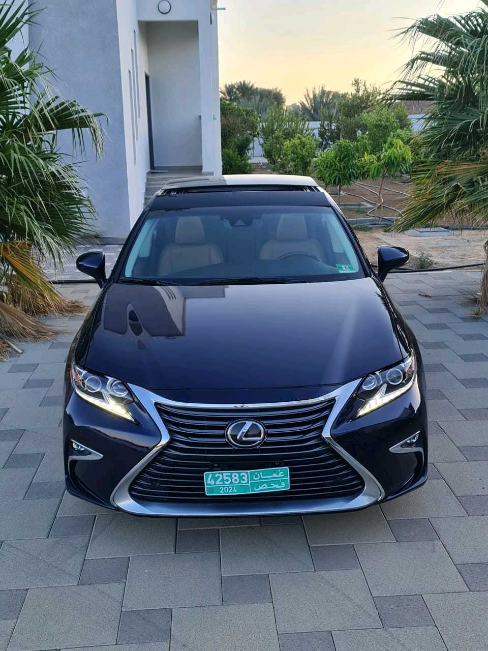 Car Image 2018 LEXUS ES 350