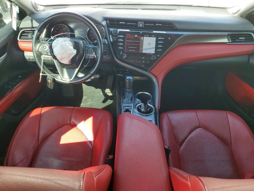 Car Image 2019 TOYOTA CAMRY