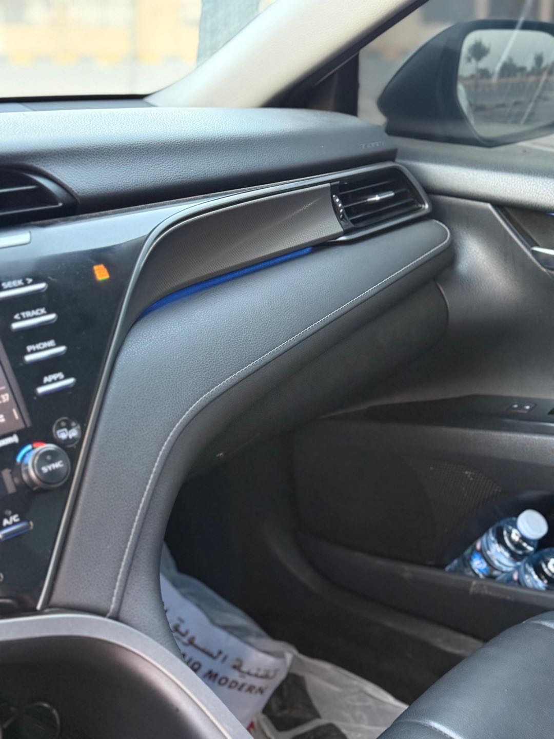 Car Image 2019 TOYOTA CAMRY XSE