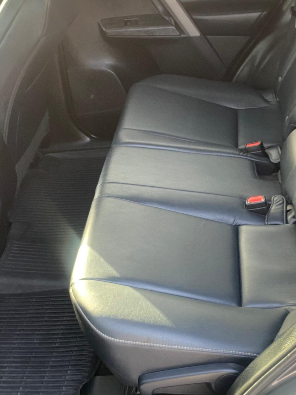 Car Image 2018 TOYOTA RAV4 Platinum 