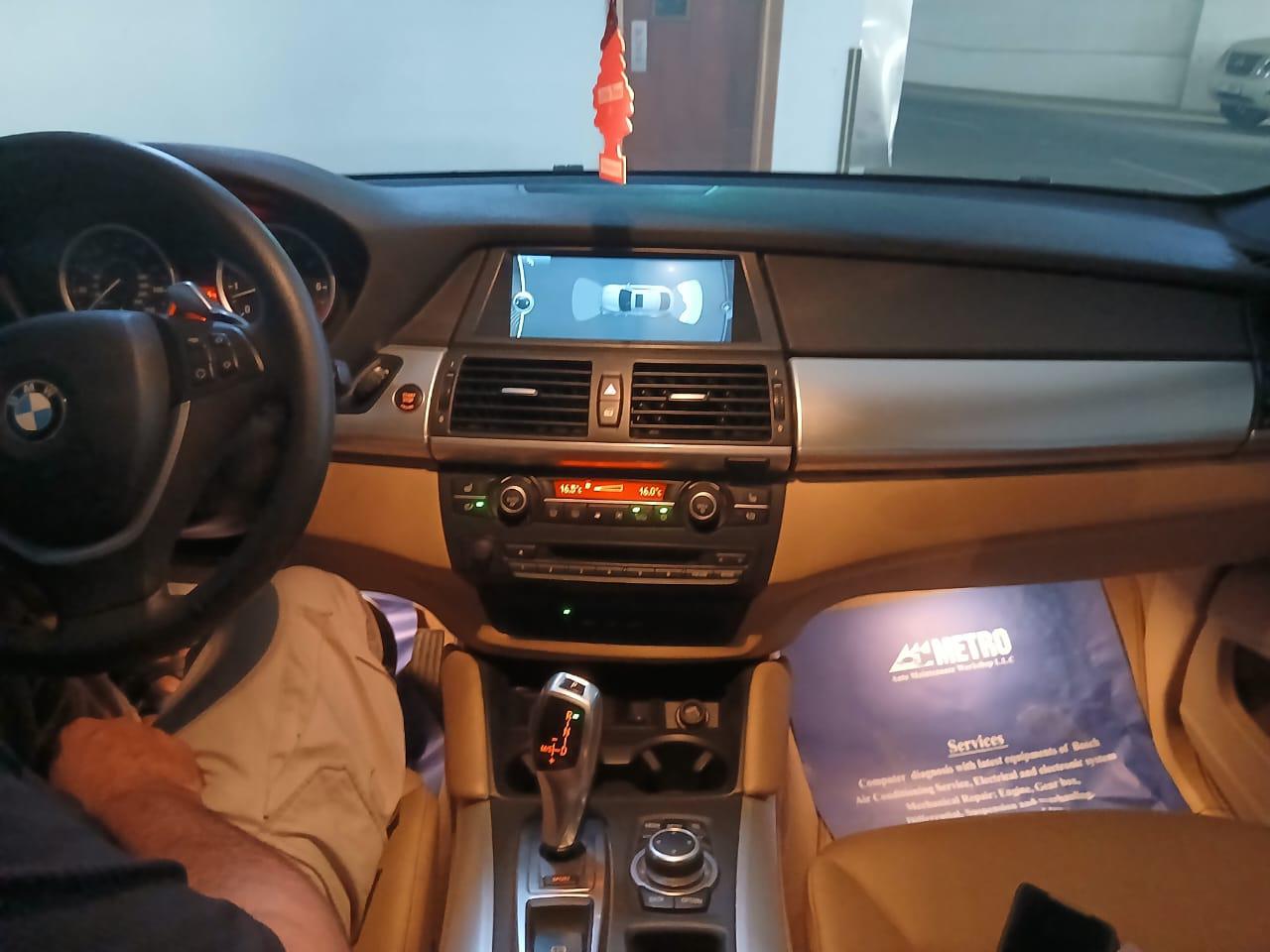 Car Image 2011 BMW X6  35