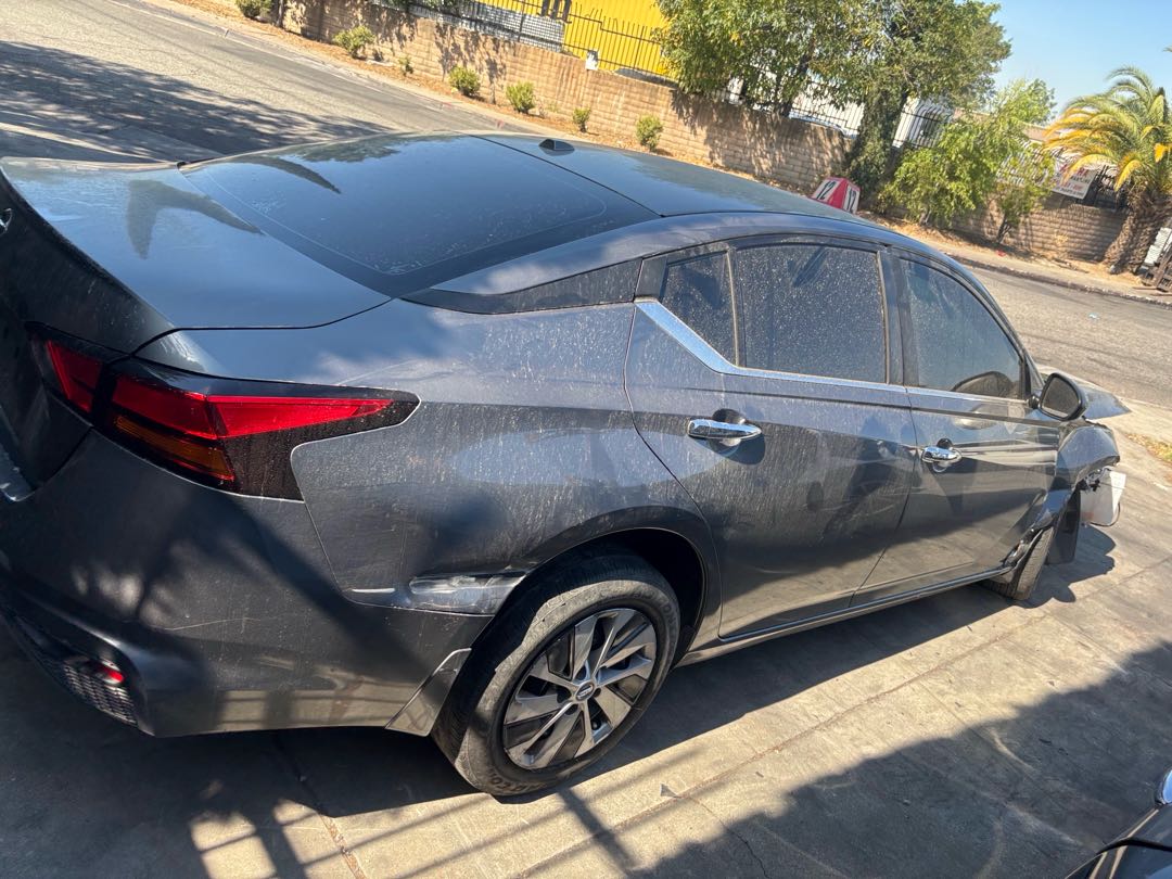 Car Image 2019 NISSAN ALTIMA