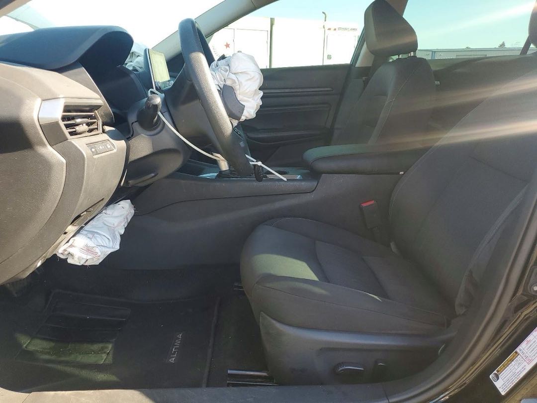 Car Image 2019 NISSAN ALTIMA