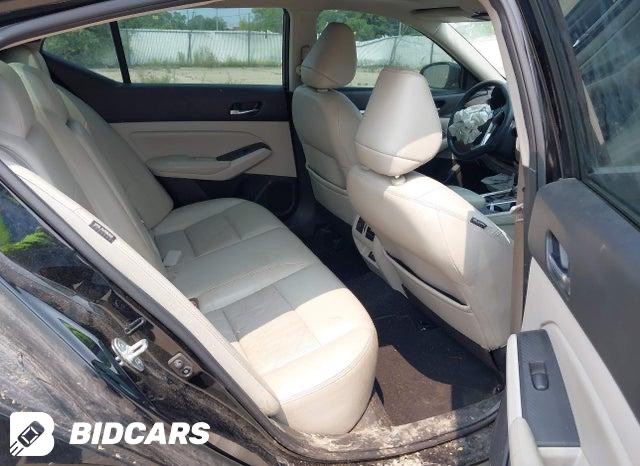 Car Image 2019 NISSAN ALTIMA