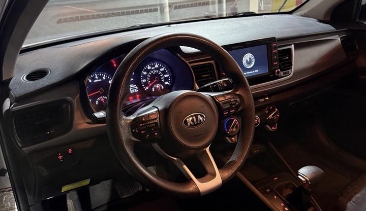 KIA RIO 2020