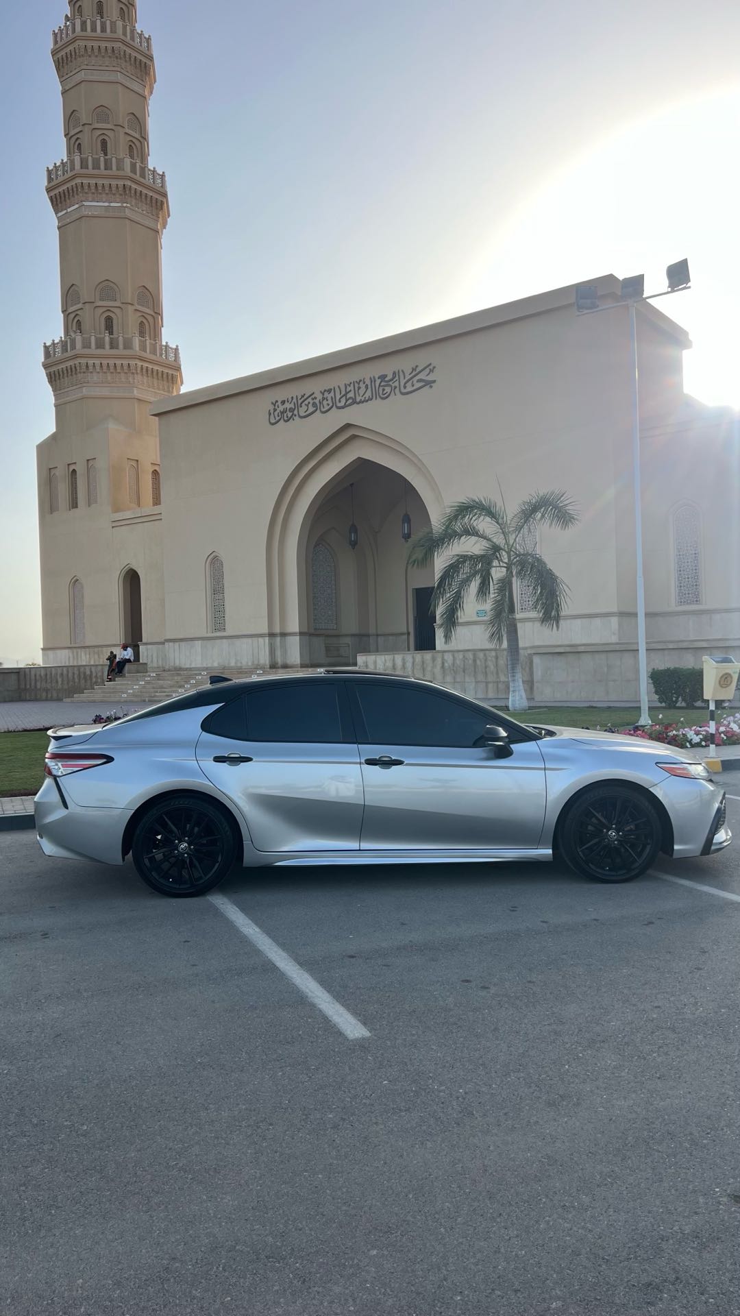 Car Image 2019 TOYOTA CAMRY XSE