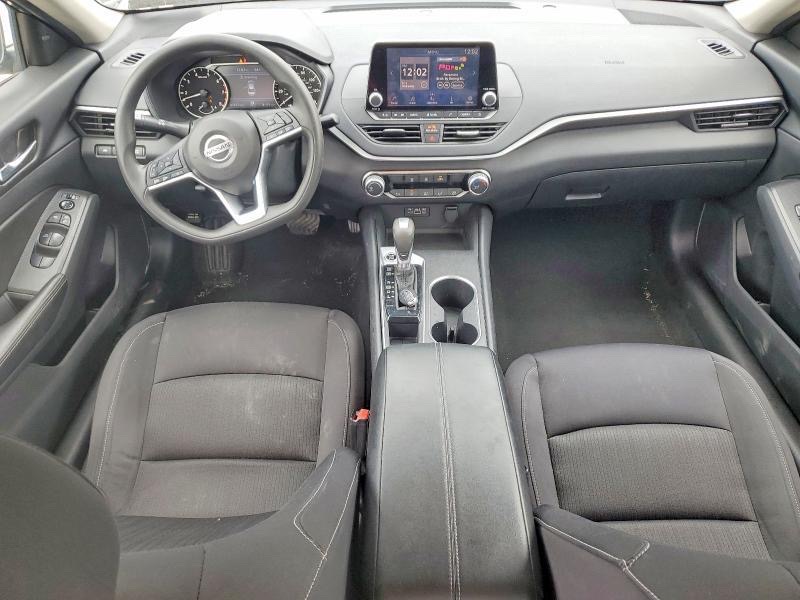 Car Image 2022 NISSAN ALTIMA