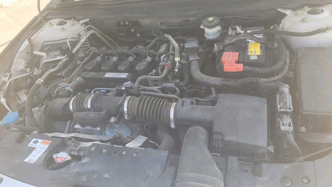 Car Image 2019 HONDA ACCORD EX