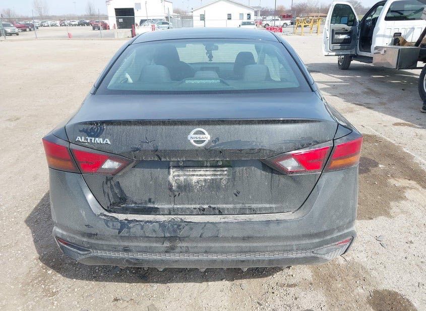 Car Image 2021 NISSAN ALTIMA