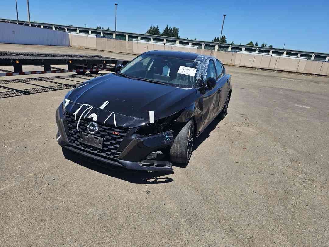 Car Image 2023 NISSAN ALTIMA